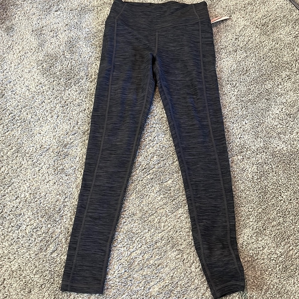 Victoria Secret leggings. Never worn.